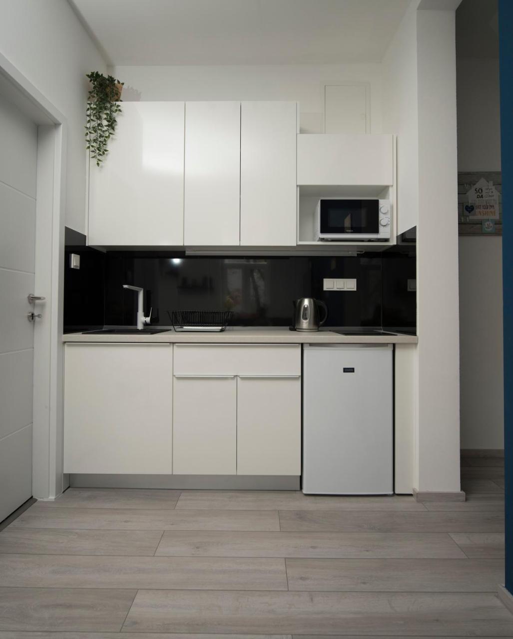 Apartments Kruc Загреб Экстерьер фото